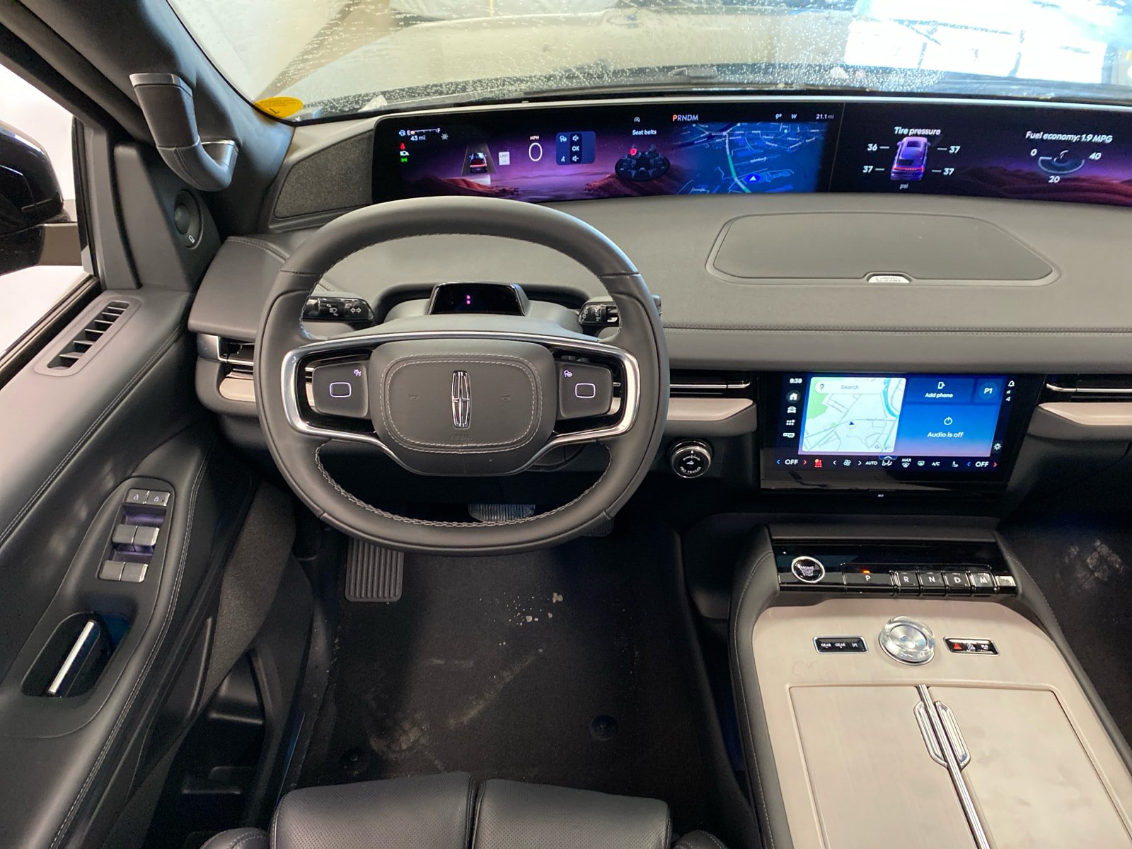 New 2026 Lincoln Navigator Reserve w/ Jet Appearance Package AWD/4WD image 15