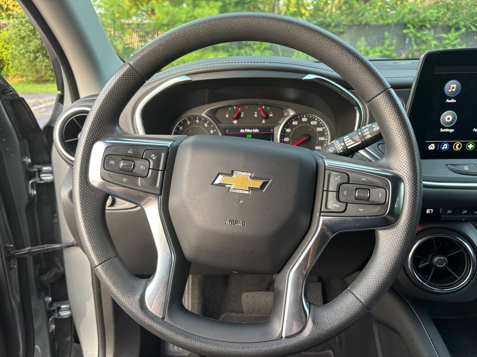 Used 2025 Chevrolet Blazer LT FWD image 34