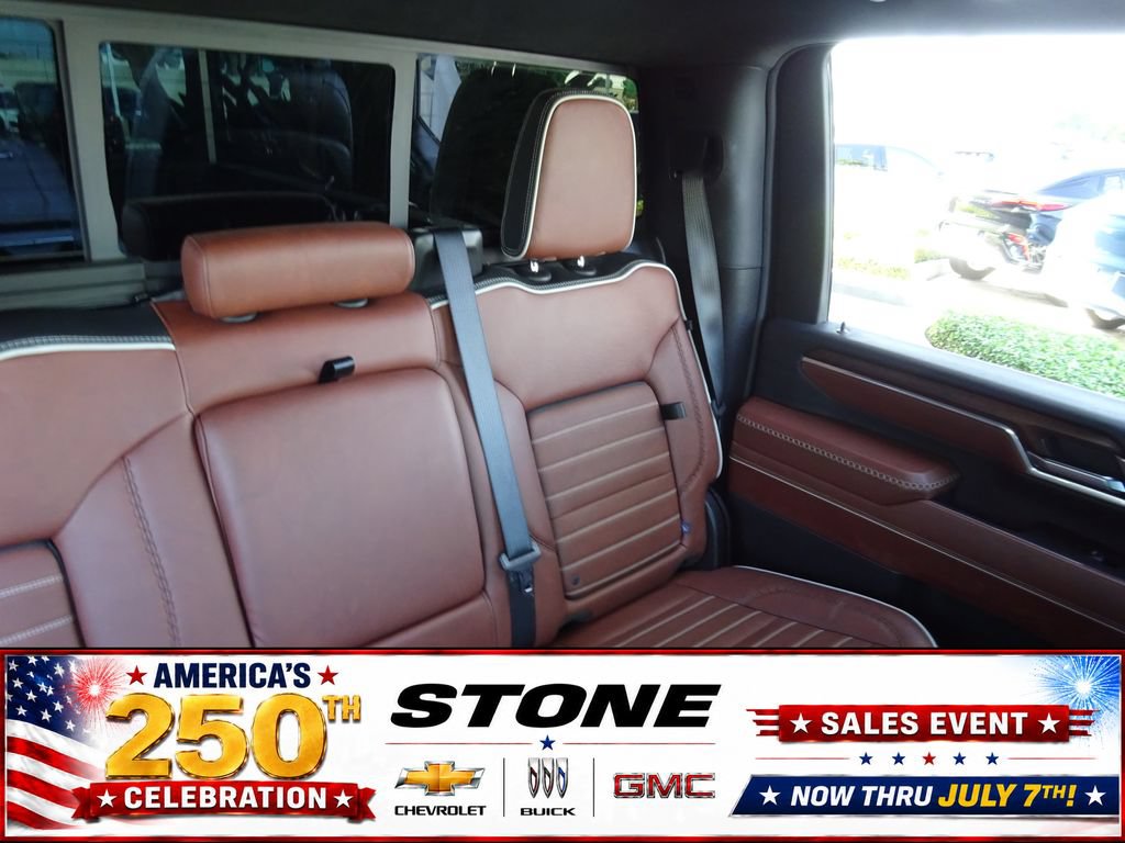 Certified 2025 GMC Sierra 2500 Denali Ultimate AWD/4WD image 19