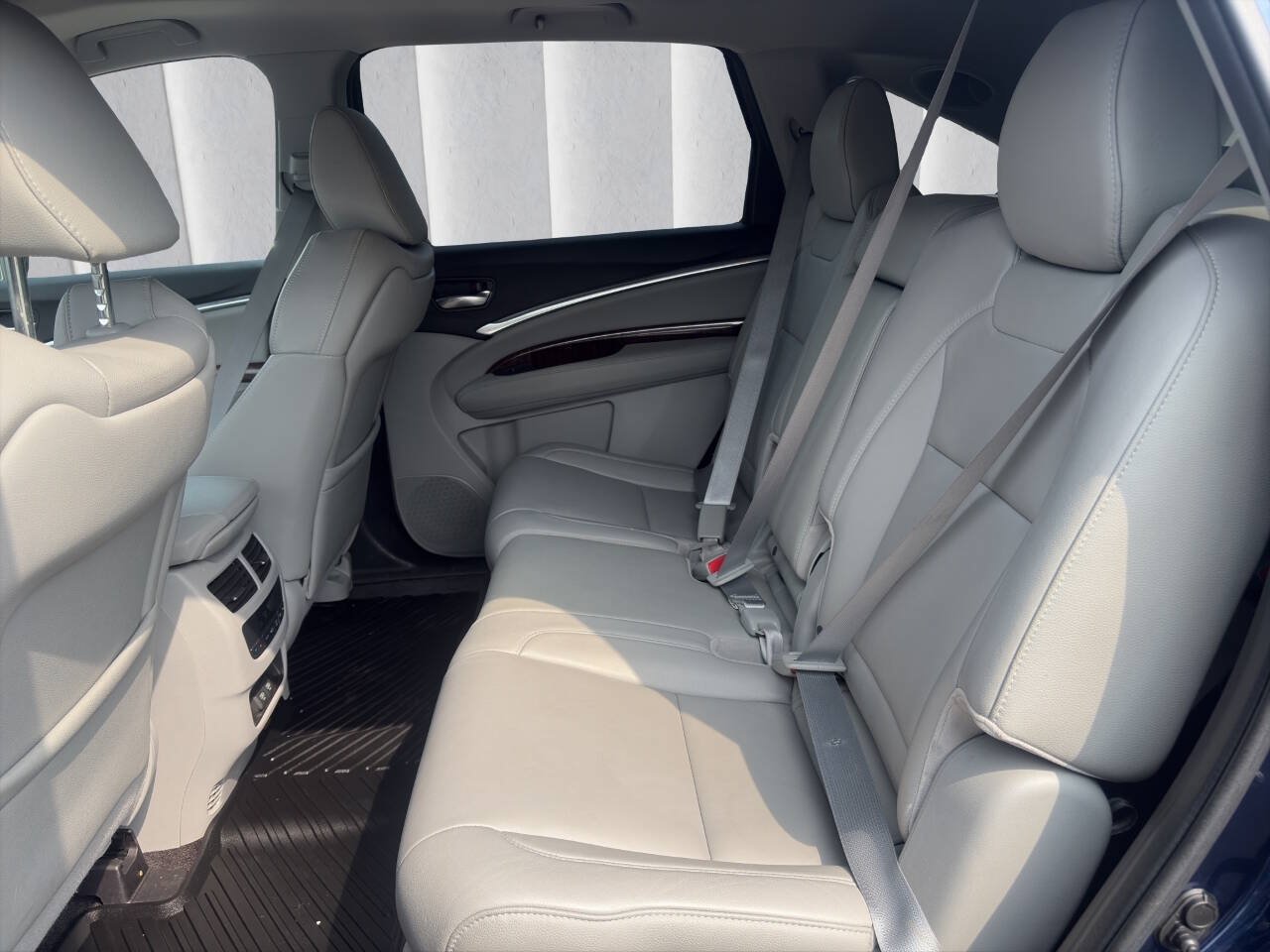 Used 2018 Acura MDX w/ Technology Package AWD/4WD image 17
