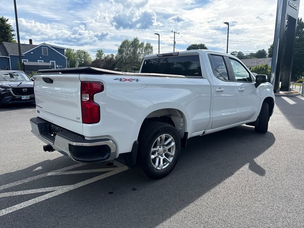 Used 2023 Chevrolet Silverado 1500 LT AWD/4WD image 5
