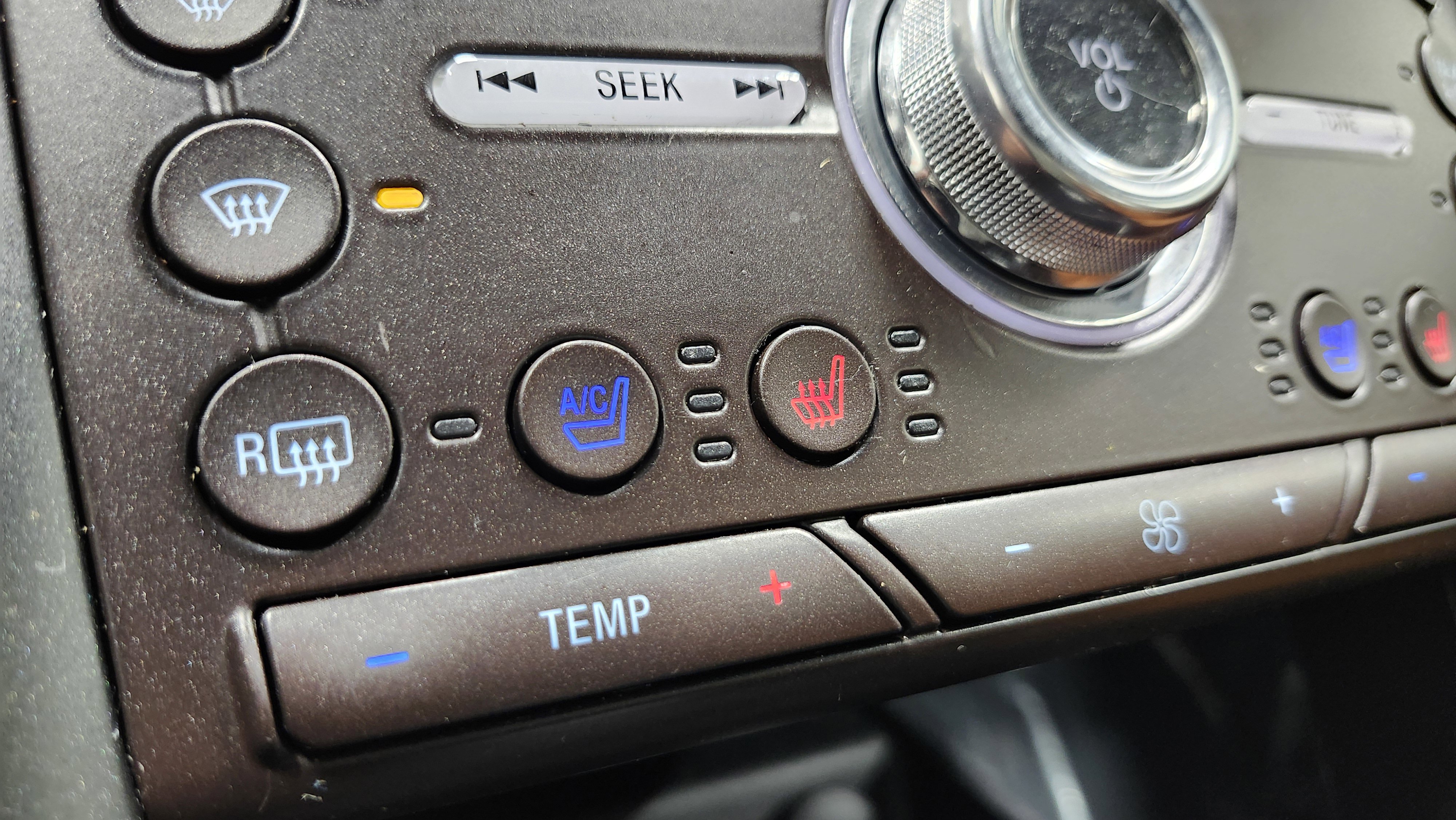 Used 2019 Ford Fusion Energi Titanium image 9