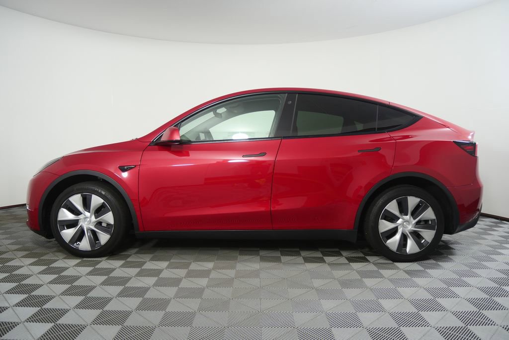 Used 2023 Tesla Model Y Long Range AWD/4WD image 6