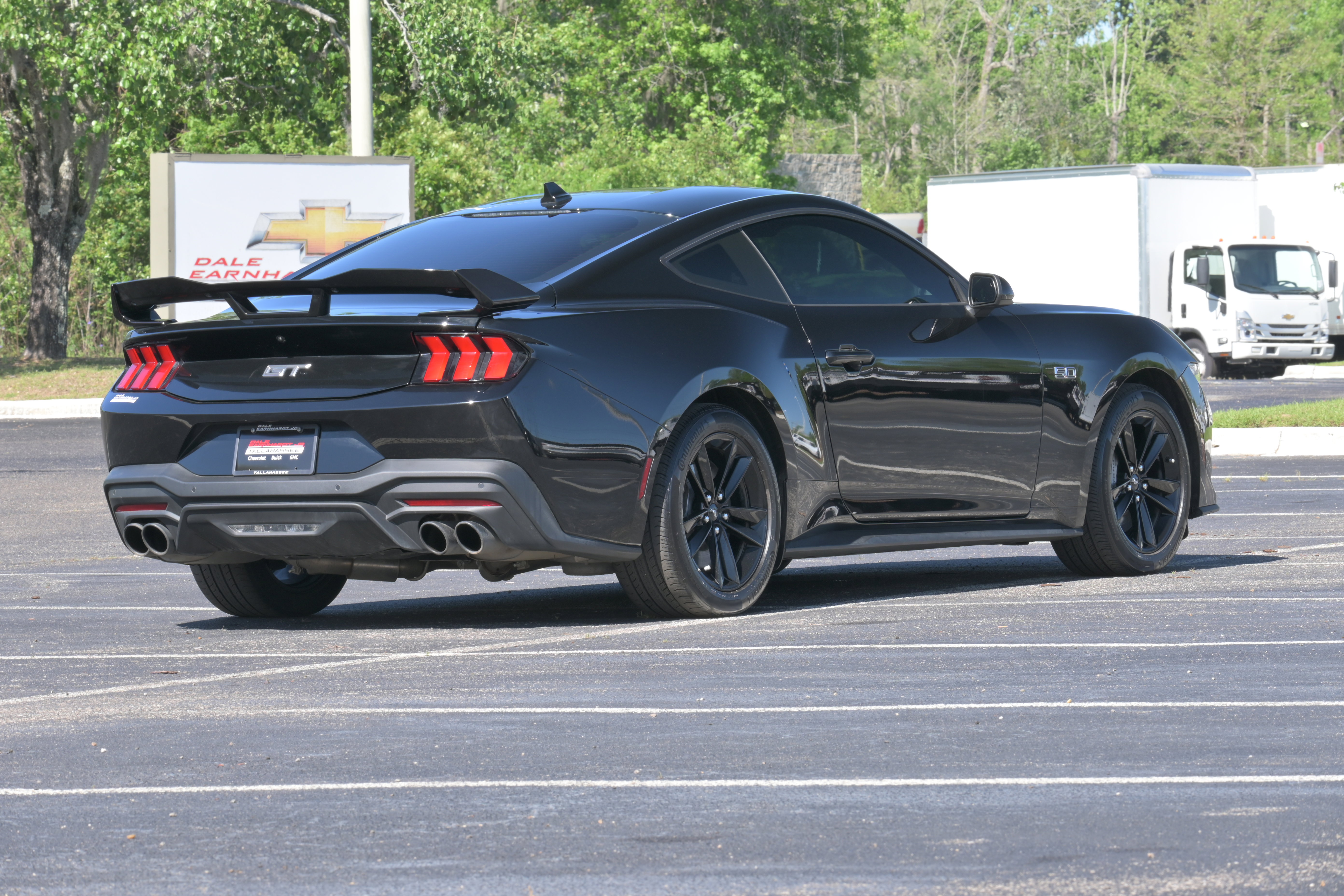 Used 2024 Ford Mustang GT RWD image 3