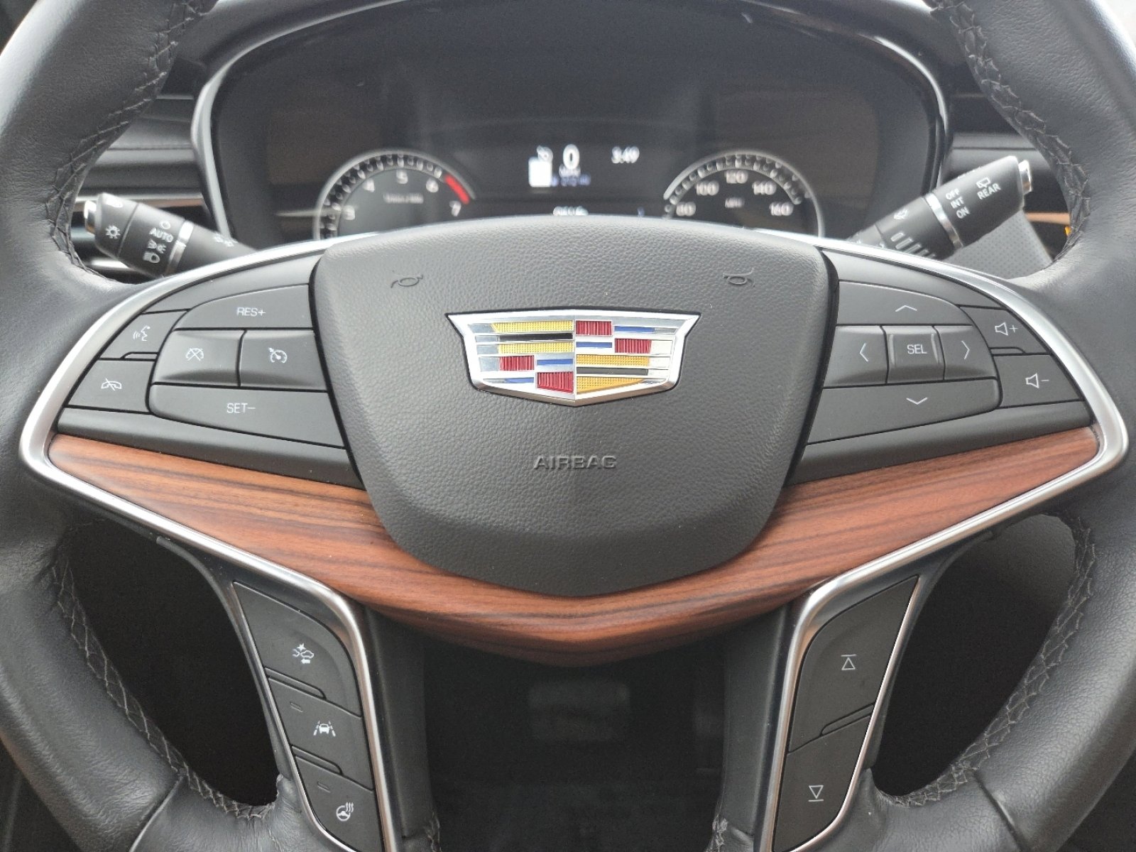 Used 2024 Cadillac XT5 Premium Luxury image 31