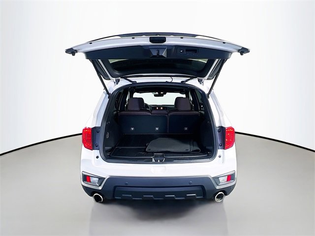 Certified 2025 Honda Passport EX-L image 28