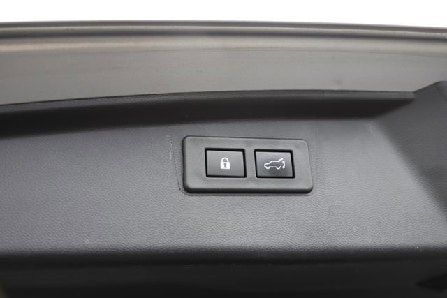 Used 2023 Subaru Outback Limited image 6