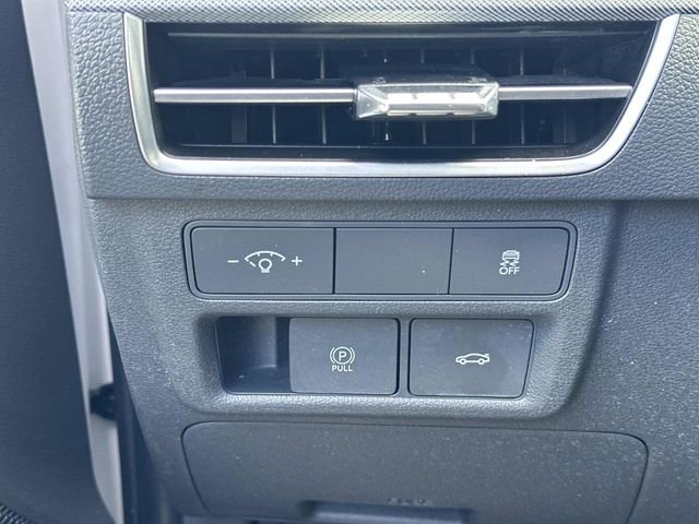 Used 2025 Hyundai Sonata SEL FWD image 25