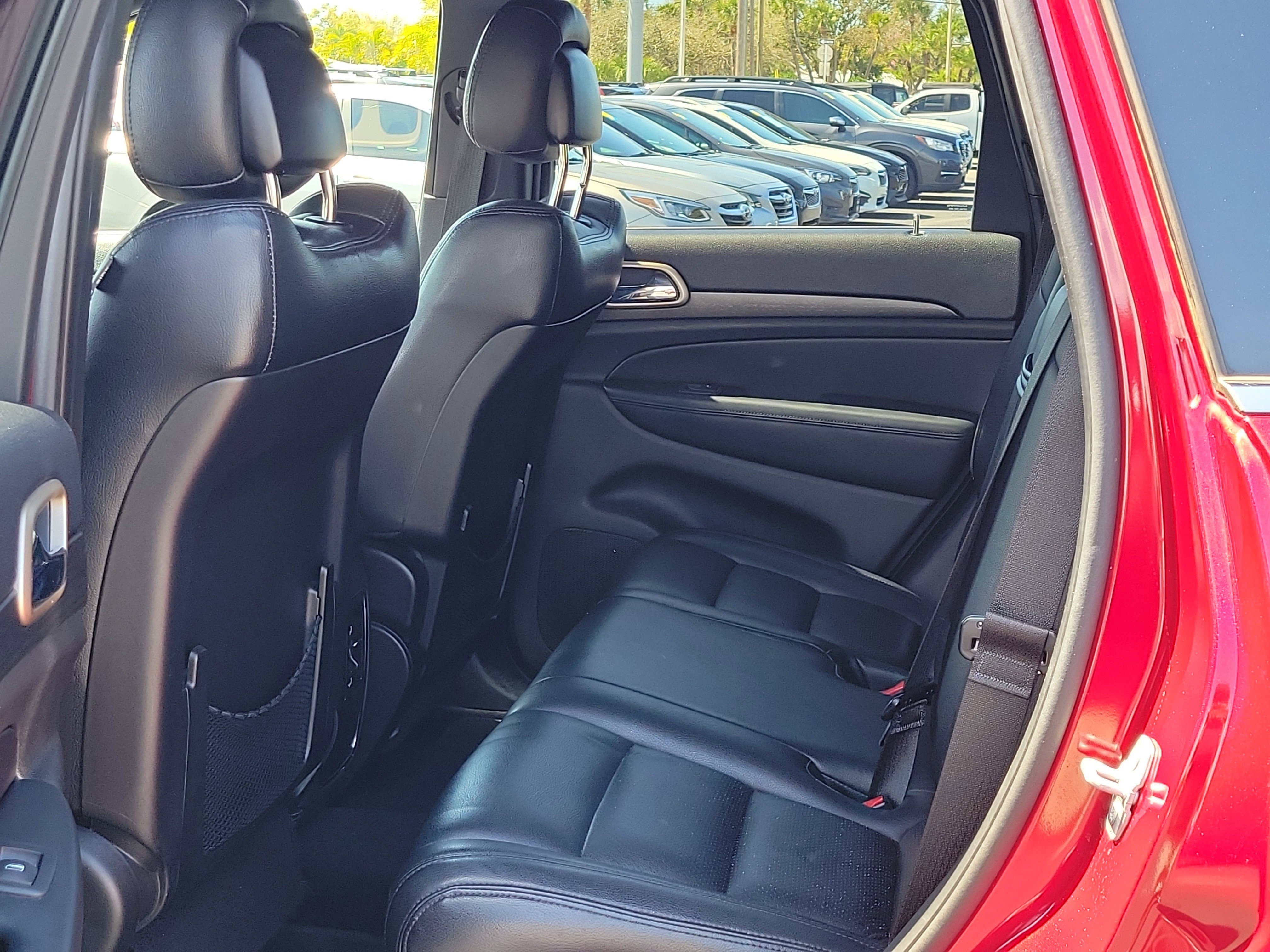 Used 2015 Jeep Grand Cherokee Laredo w/ Quick Order Package 23E image 13