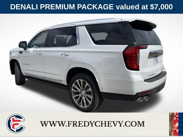 Used 2021 GMC Yukon Denali w/ Denali Premium Package image 3