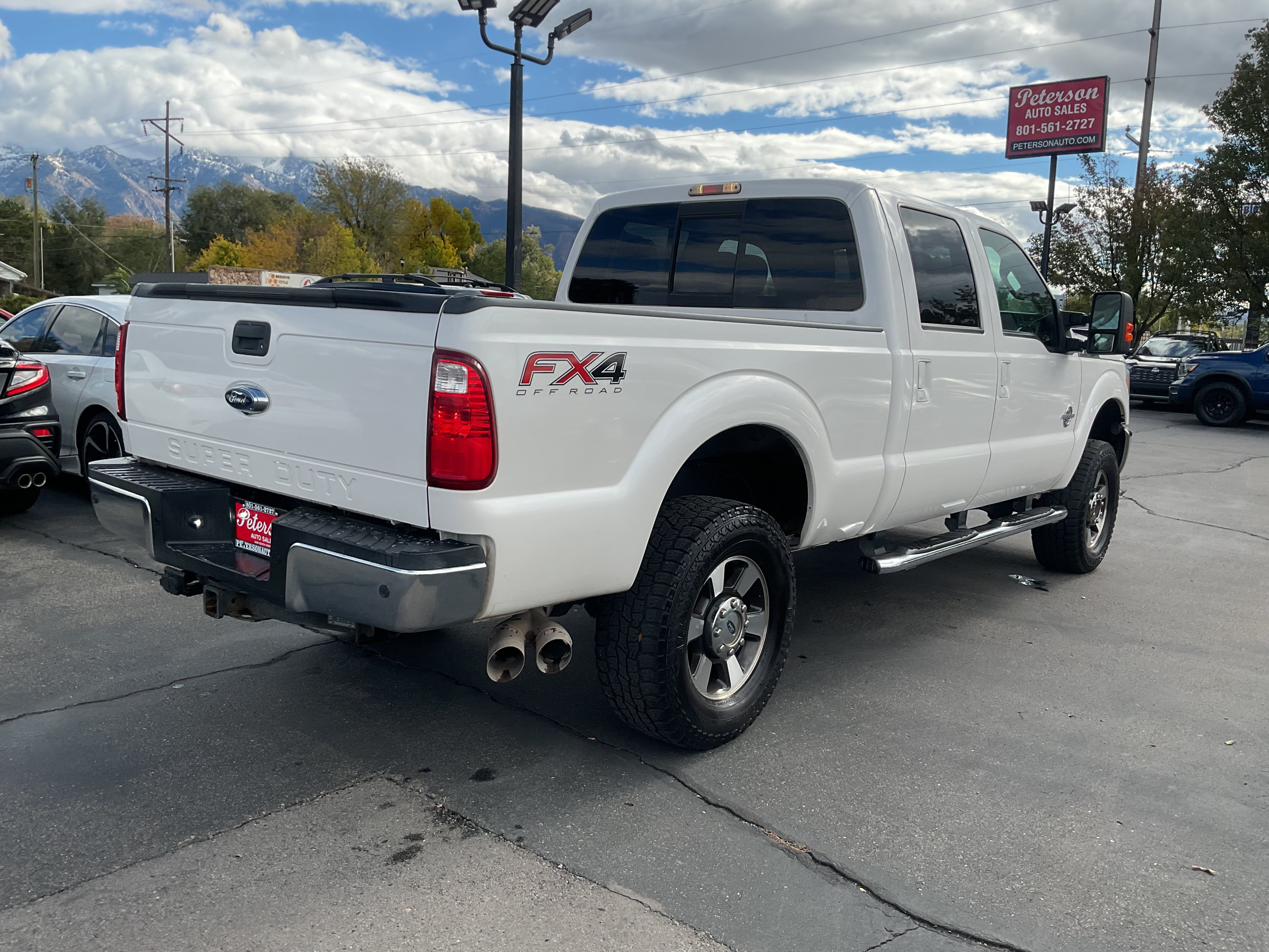 Used 2016 Ford F250 Lariat w/ Lariat Ultimate Package AWD/4WD image 5