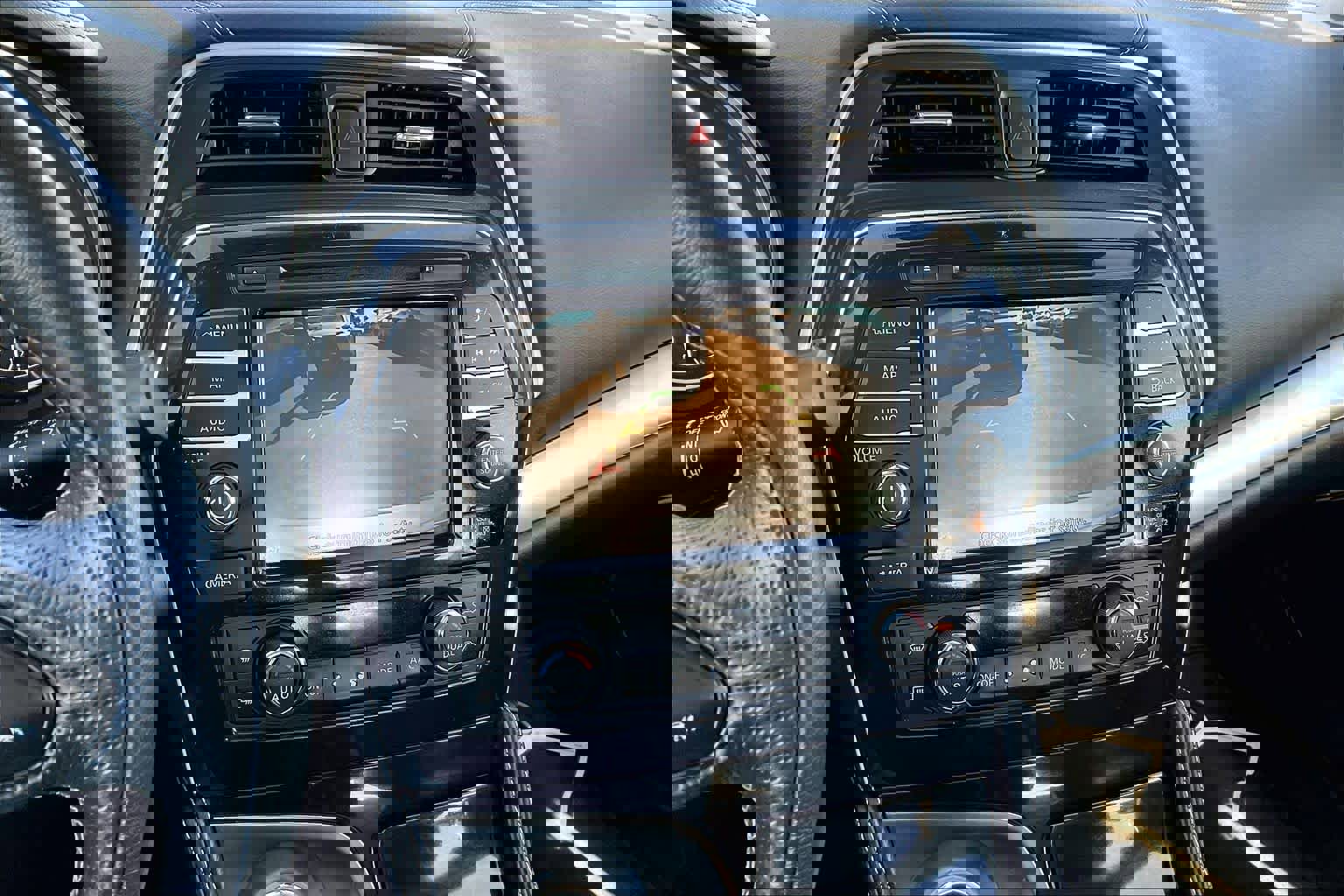 Used 2023 Nissan Maxima SV w/ Floor Mat Group image 25