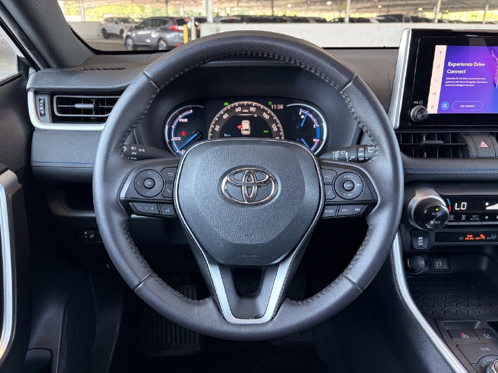 Used 2024 Toyota RAV4 SE AWD/4WD image 14