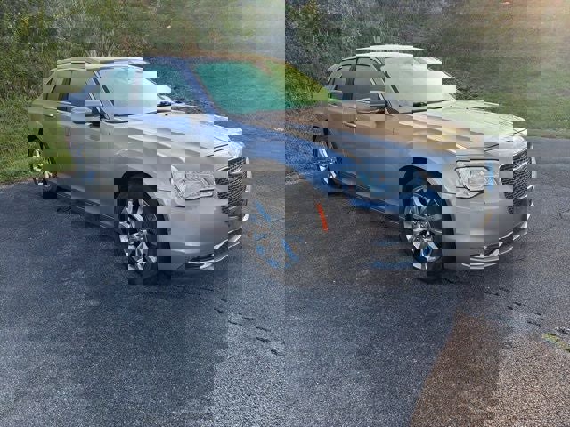 Used 2018 Chrysler 300 Touring L AWD/4WD image 18