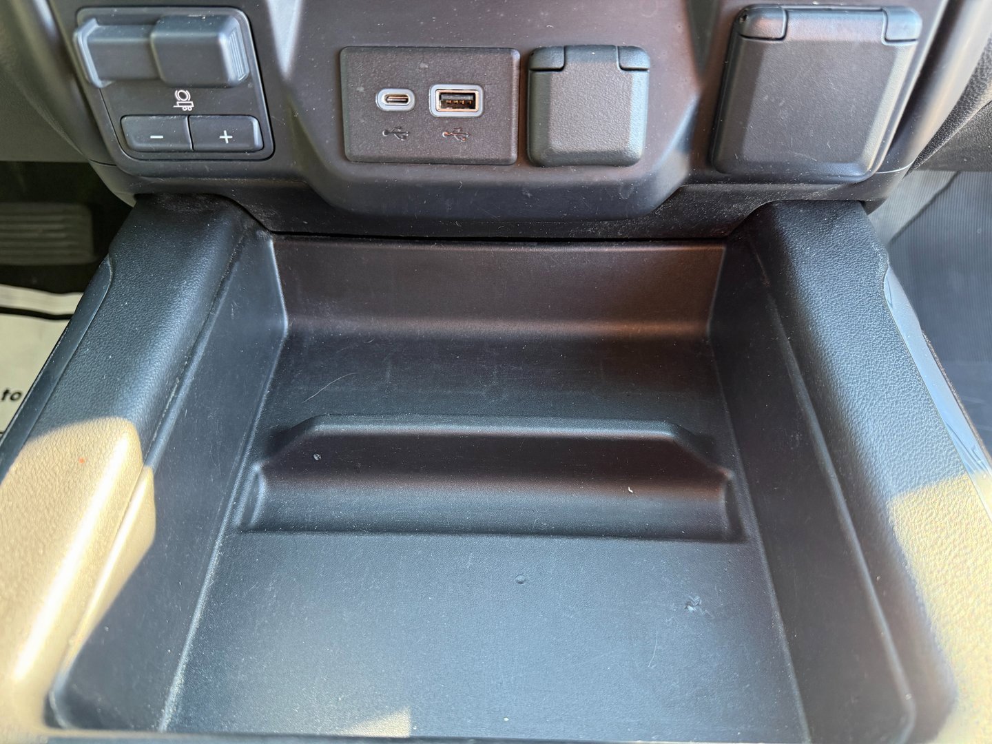 Used 2021 Chevrolet Silverado 1500 LT Trail Boss w/ Convenience Package II image 23