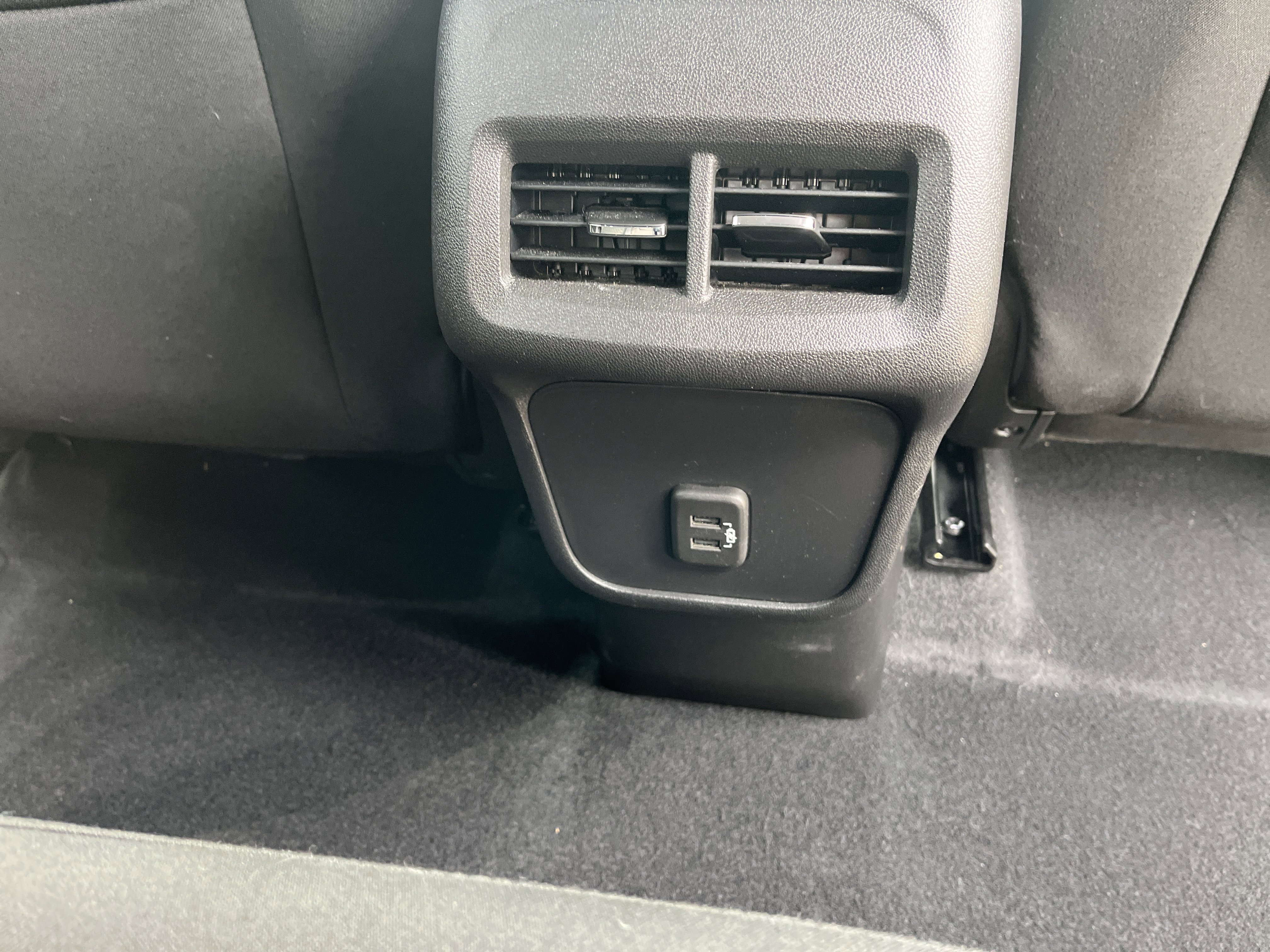 Used 2021 Chevrolet Equinox LT AWD/4WD image 14