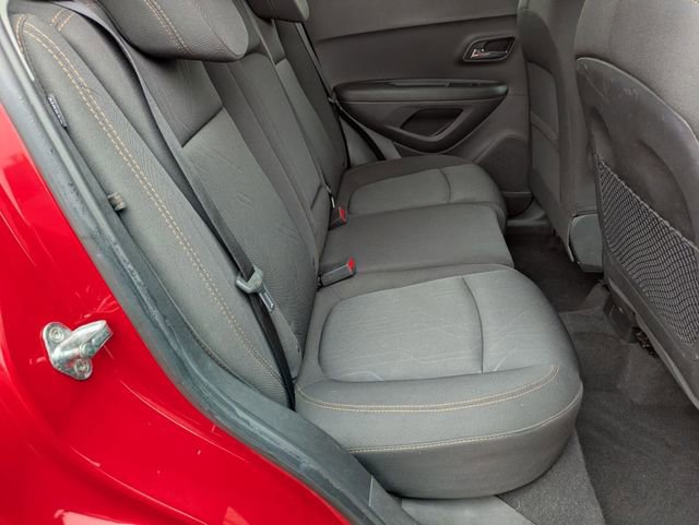 Used 2017 Chevrolet Trax LT image 17