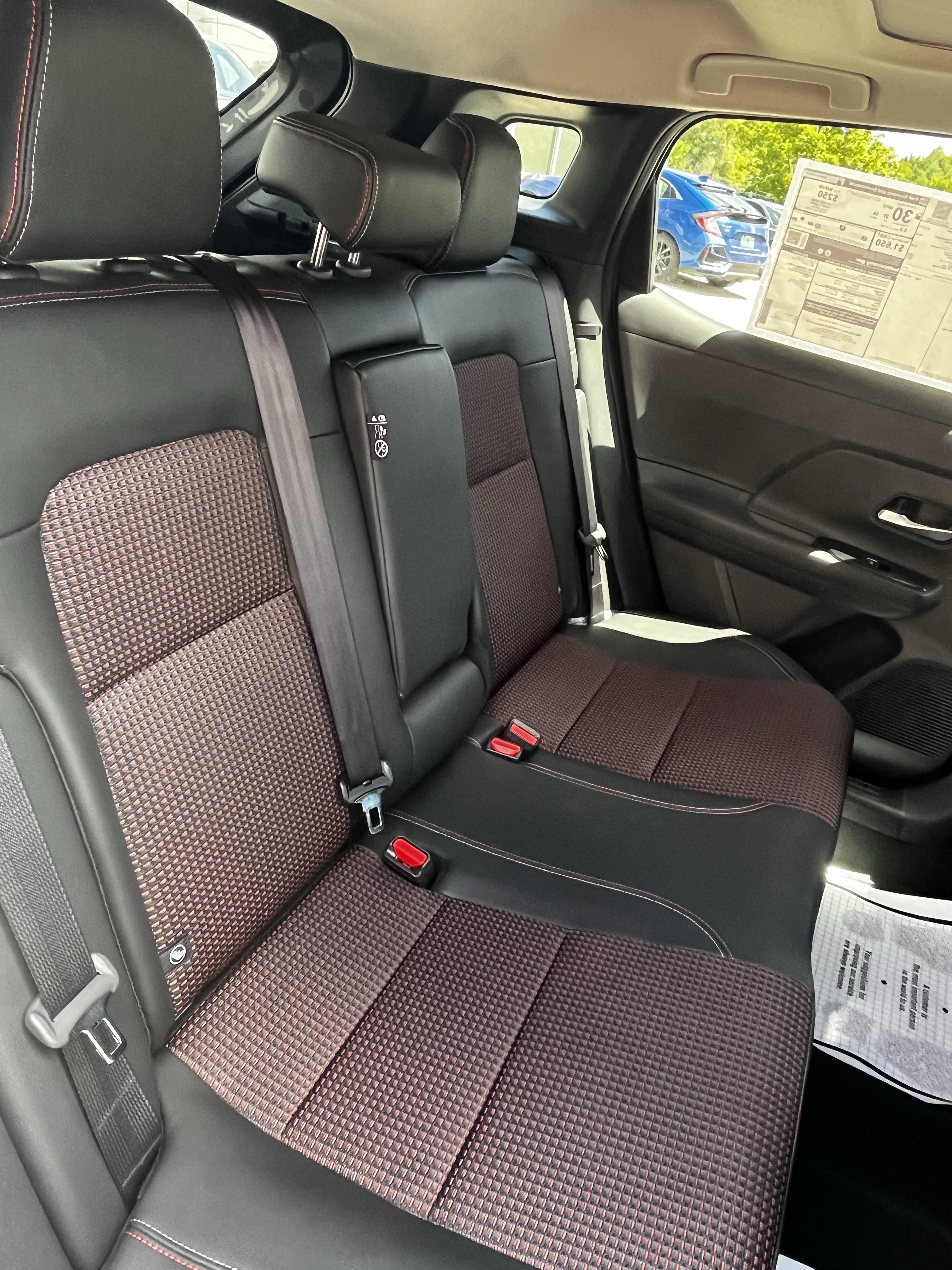 New 2026 Nissan Kicks SR w/ SR Premium Package AWD/4WD image 16
