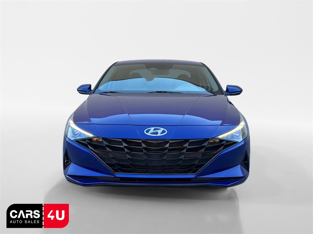 Used 2022 Hyundai Elantra SEL image 2