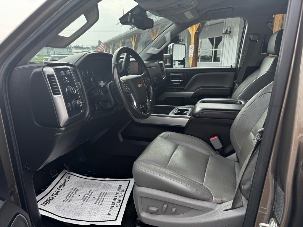 Used 2015 Chevrolet Silverado 3500 LTZ w/ LTZ Plus Package image 17
