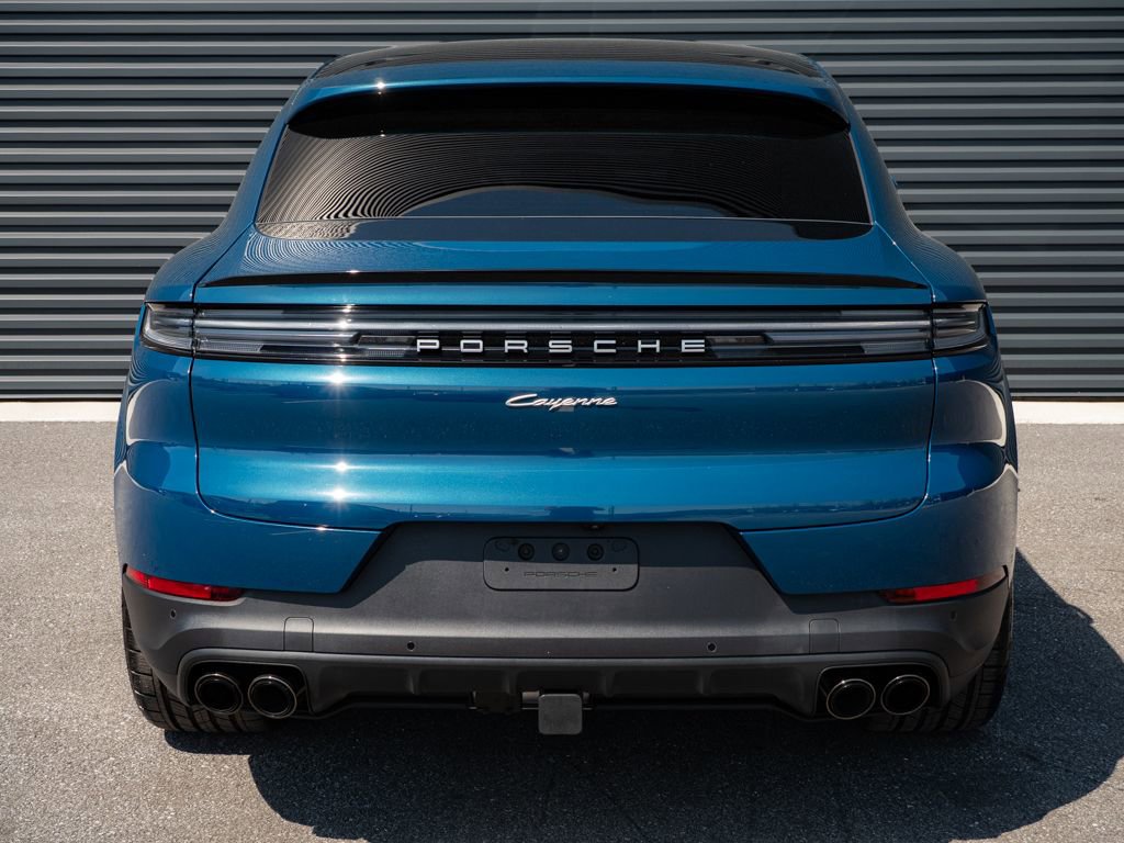 Certified 2025 Porsche Cayenne Coupe w/ Premium Package Plus image 30