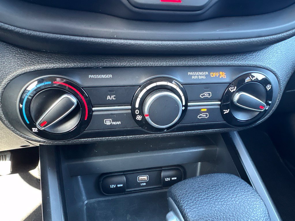 Used 2023 Kia Soul LX w/ Option Group 015 FWD image 14