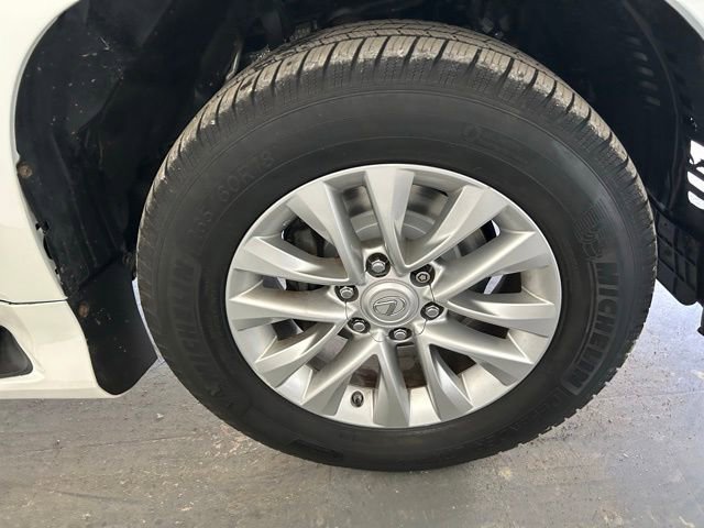Used 2018 Lexus GX 460 Premium w/ Premium Package AWD/4WD image 9