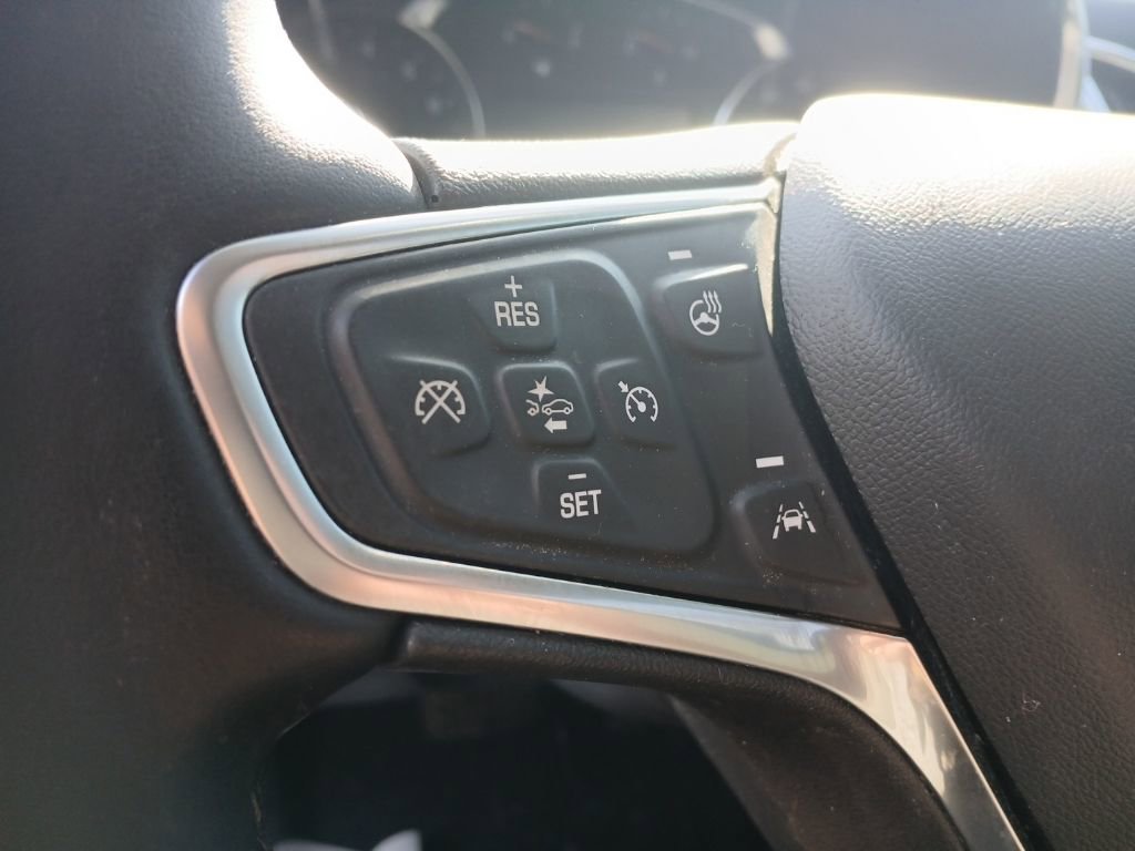 Used 2023 Chevrolet Equinox LT image 18