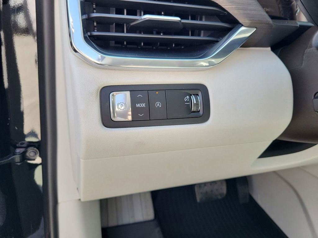 New 2026 GMC Acadia Denali w/ Super Cruise Package image 14