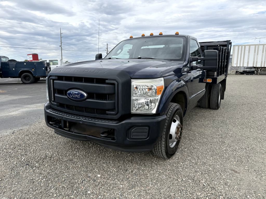 Used 2015 Ford F350 XL image 2
