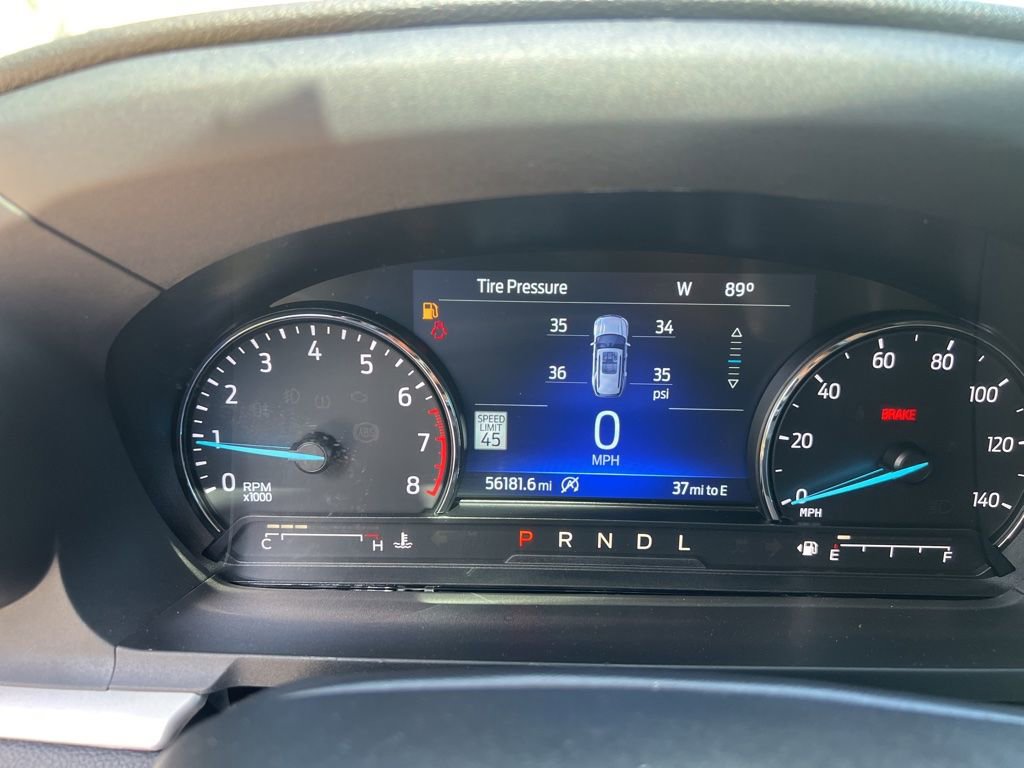 Used 2021 Ford Explorer XLT w/ Equipment Group 202A RWD image 13