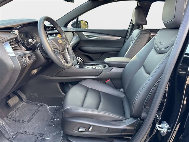 New 2025 Cadillac XT5 Luxury w/ LPO, Floor Liner Package image 16