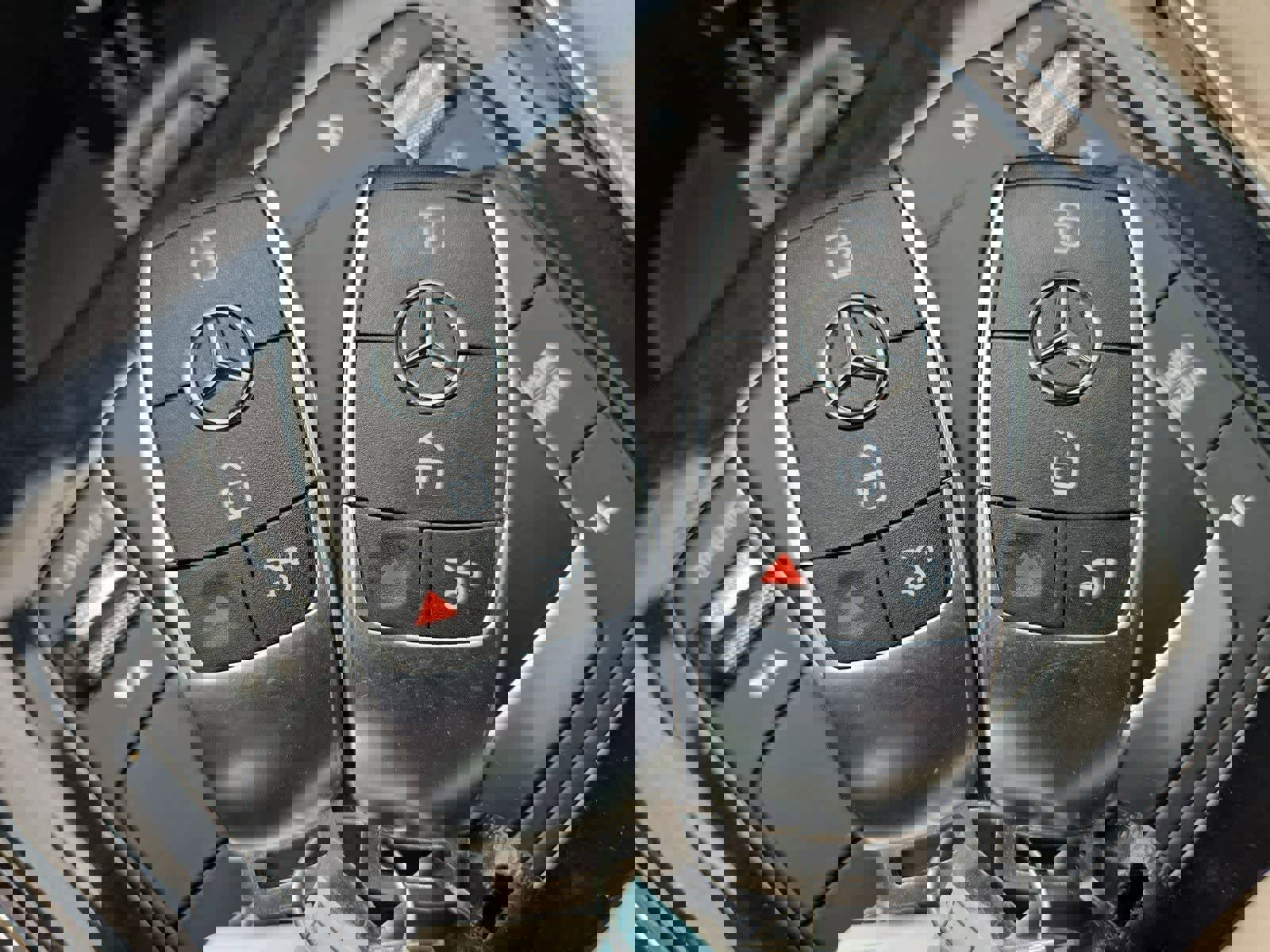 Used 2022 Mercedes-Benz GLB 250 image 34