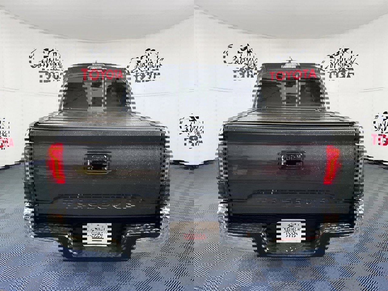 Used 2018 Toyota Tacoma SR5 image 7