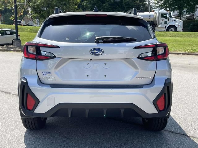 Used 2024 Subaru Crosstrek 2.0i Premium AWD/4WD image 4