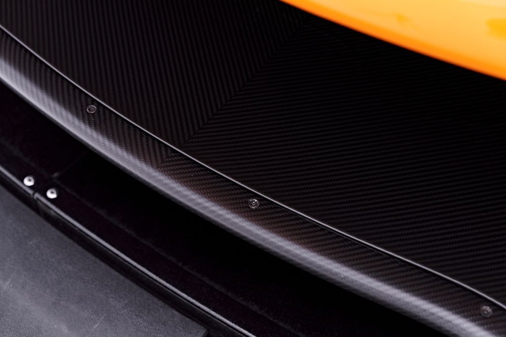 Used 2019 McLaren Senna RWD image 32