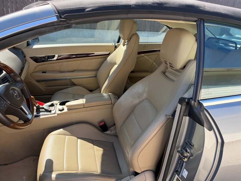 Used 2013 Mercedes-Benz E 550 Cabriolet image 22