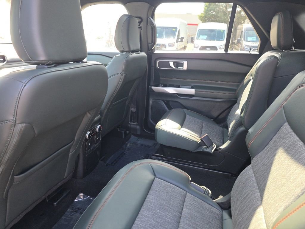 Used 2024 Ford Explorer Timberline image 10