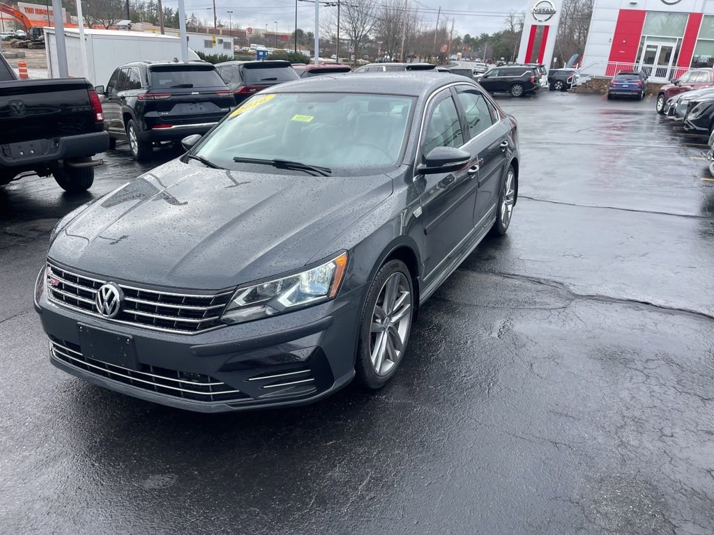 Used 2016 Volkswagen Passat 1.8T R-Line image 3