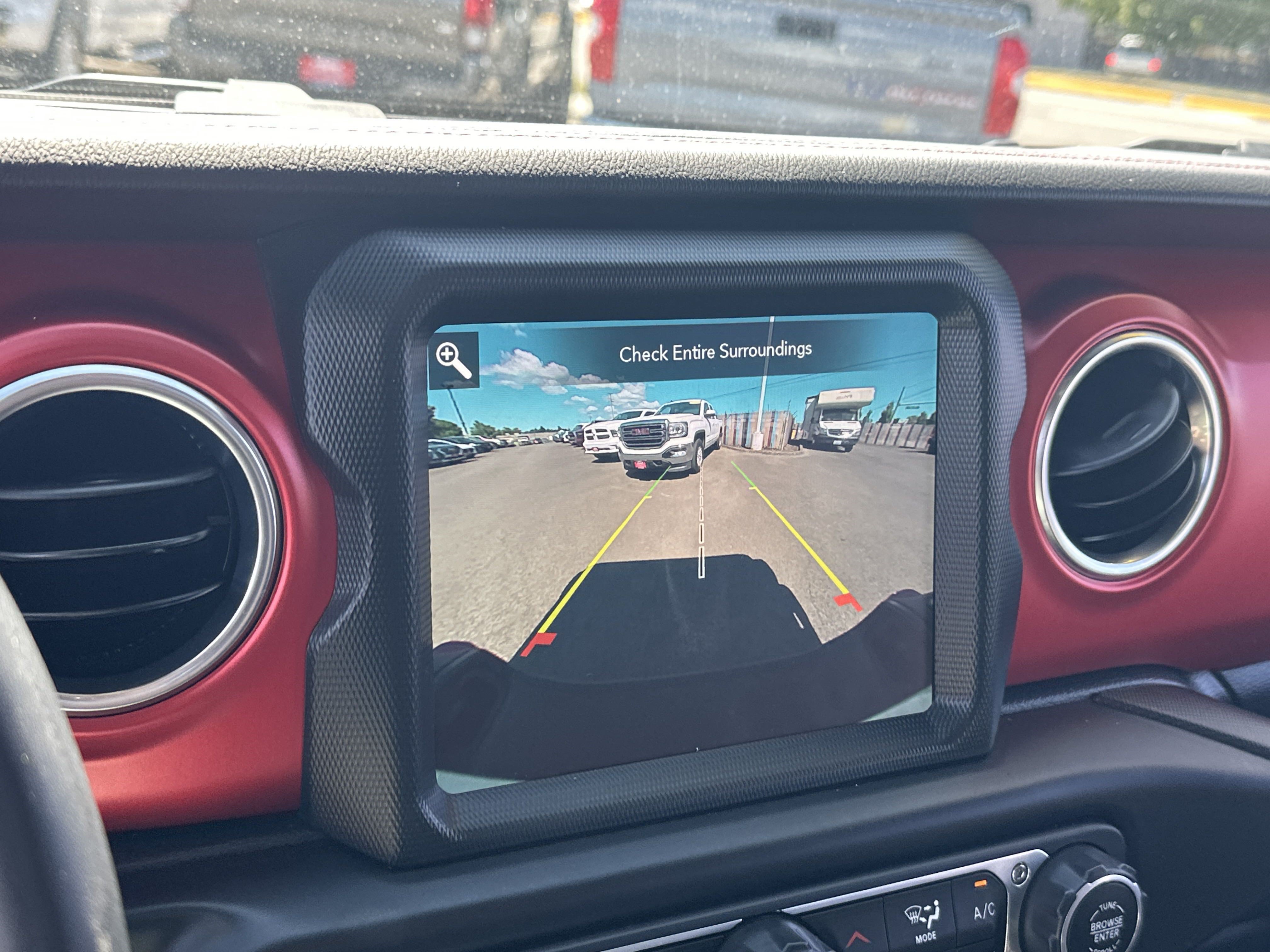 Used 2022 Jeep Gladiator Rubicon w/ LED Lighting Group AWD/4WD image 21