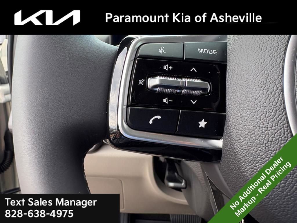 New 2026 Kia Carnival EX FWD image 13