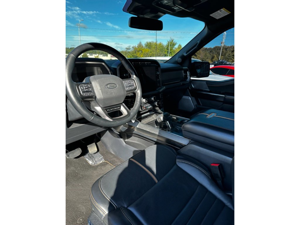 Used 2023 Ford F150 Platinum image 12