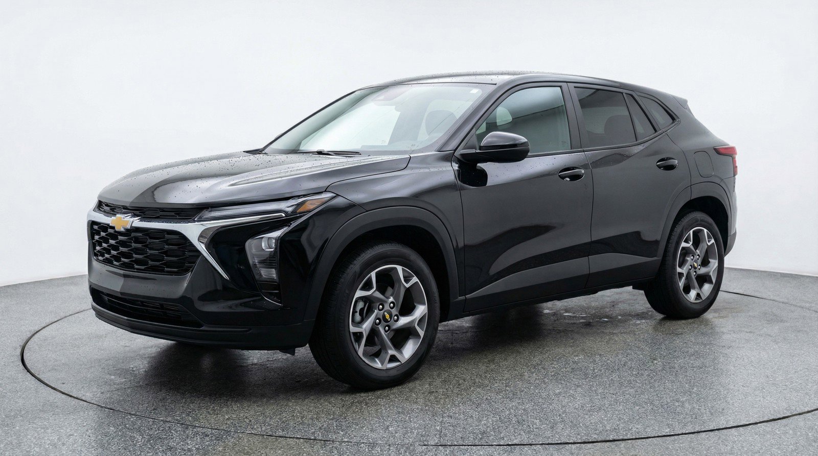Used 2025 Chevrolet Trax LT FWD image 3