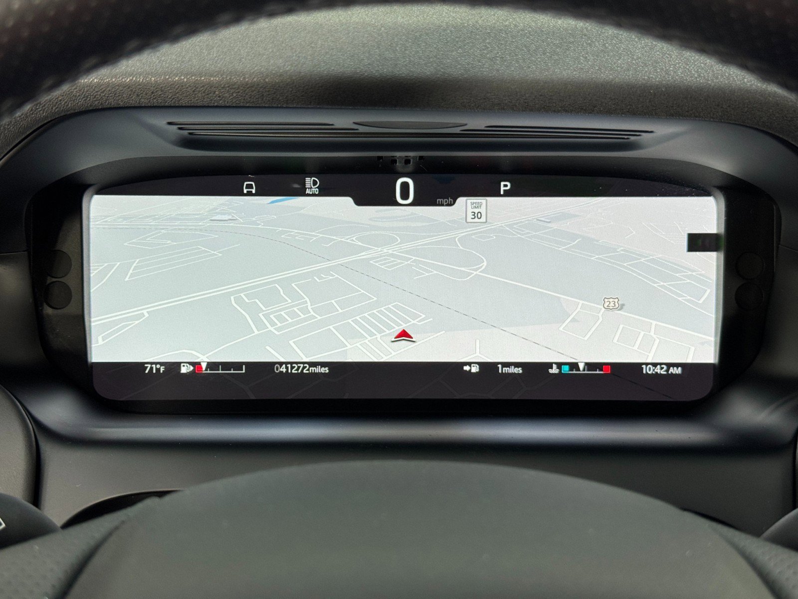 Used 2021 Land Rover Discovery Sport SE R-Dynamic image 18