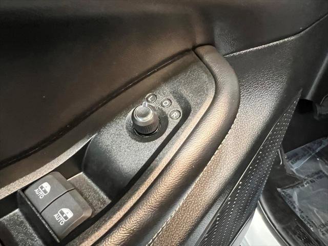 Certified 2024 Jeep Grand Cherokee L Laredo image 35