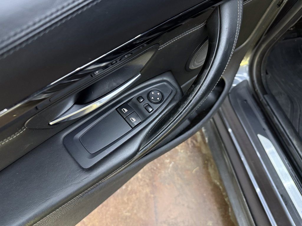 Used 2015 BMW M4 Coupe image 13