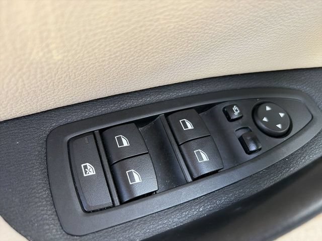 Used 2018 BMW X1 xDrive28i w/ Convenience Package AWD/4WD image 13