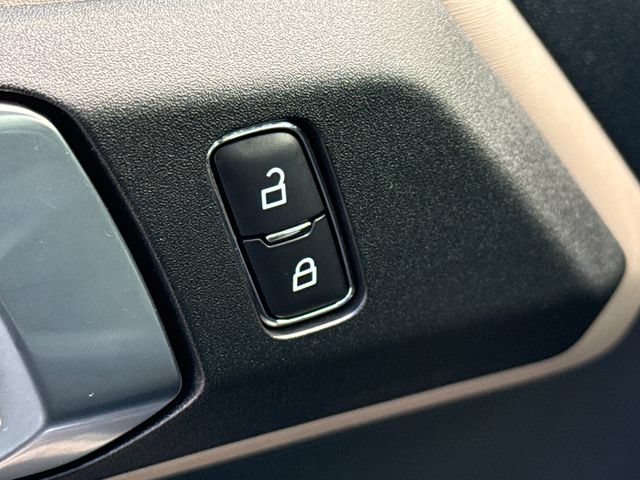 Used 2024 Ford Bronco Wildtrak AWD/4WD image 21