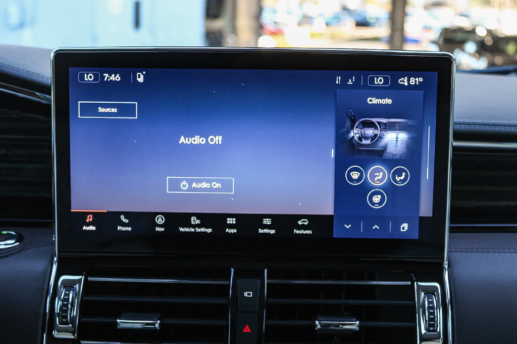 Used 2024 Lincoln Navigator Black Label AWD/4WD image 14