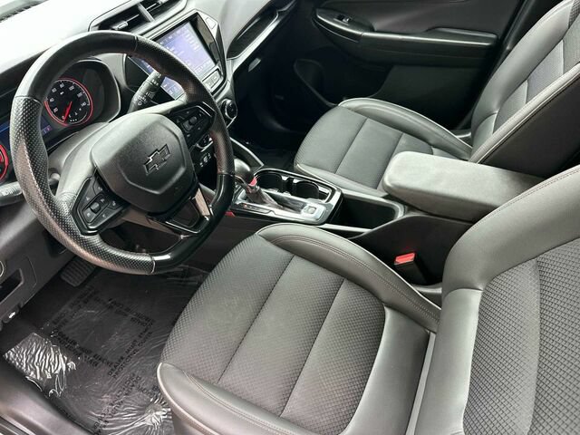 Used 2023 Chevrolet TrailBlazer RS w/ Sun and Liftgate Package FWD image 10